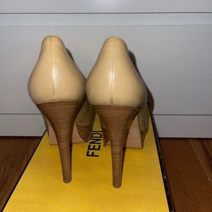 Fendi heels in great condition